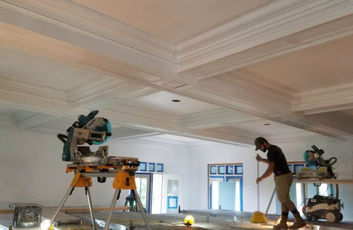 Crown Molding Services-Grand Prairie TX Professional Painting Contractors-We offer Residential & Commercial Painting, Interior Painting, Exterior Painting, Primer Painting, Industrial Painting, Professional Painters, Institutional Painters, and more.
